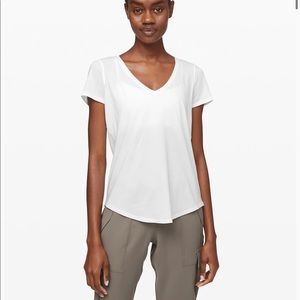 Lululemon love Tee V white 6 nwt